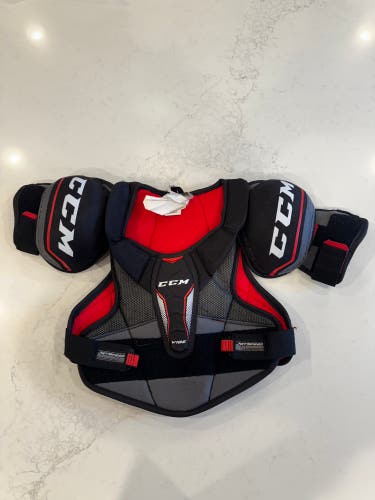 Medium Junior CCM Vibe Shoulder Pads (Used)