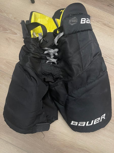 Youth Medium Bauer Mach Hockey Pants (Used)