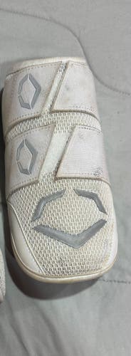 White EvoShield Elbow Guard Elbow Protection (Used)