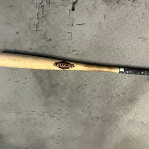 Old Hickory TC10 Custom Pro Stock Maple BBCOR Certified Bat (-3) 29 oz 32" (Used)