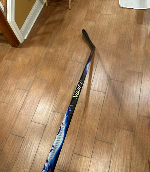 Senior 2025 Bauer Vapor FlyLite Left Hand Hockey Stick P28 (New)