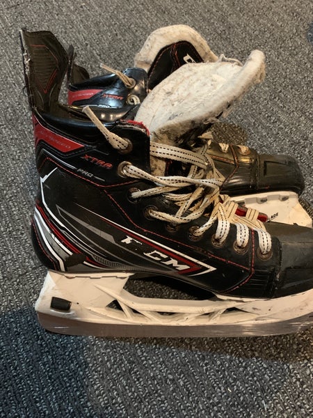 CCM JetSpeed XTra Pro Hockey Skates Regular Width Size 5 (Used)
