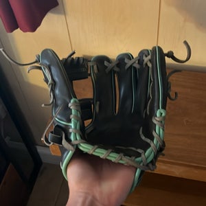 Rawlings Heart of the Hide RH Infield Baseball Glove 11.5" (Used)
