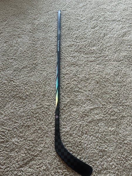 Junior Bauer Proto-R Right Handed Hockey Stick (Used)