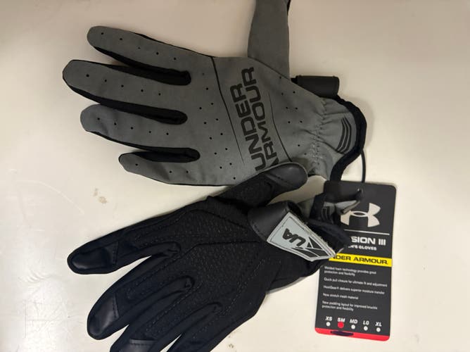 Under Armour Gloves (New) lacrosse