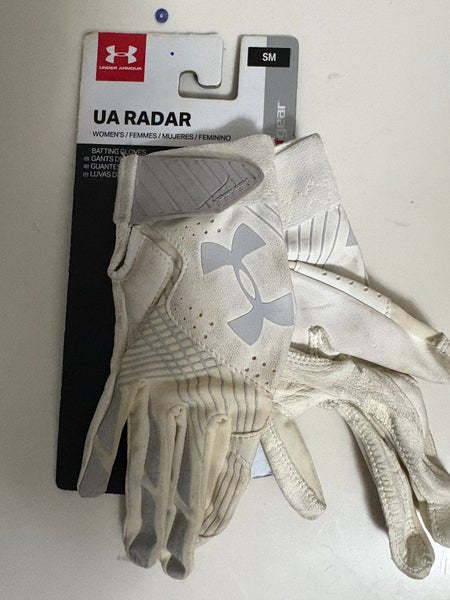 Small Under Armour Batting Gloves (New) softball gloves