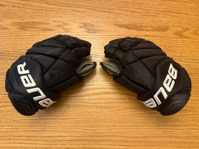 Bauer Vapor X900 Lite Gloves 10" (Used)
