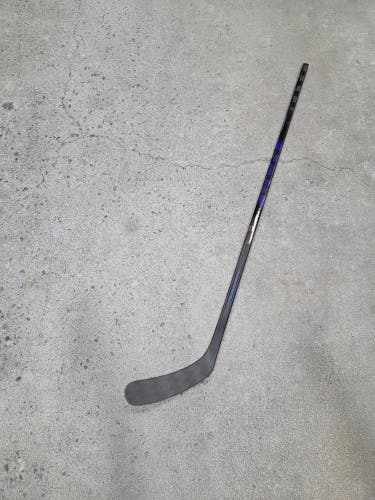 Brand New Senior CCM RibCor Trigger 10 Pro Right Handed Hockey Stick P29 75 Flex