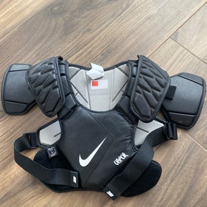 Medium Adult Nike Vapor Shoulder Pads (Used)