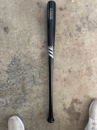 Marucci Pro Cut Maple Bat (-3) 30 oz 33" (New)