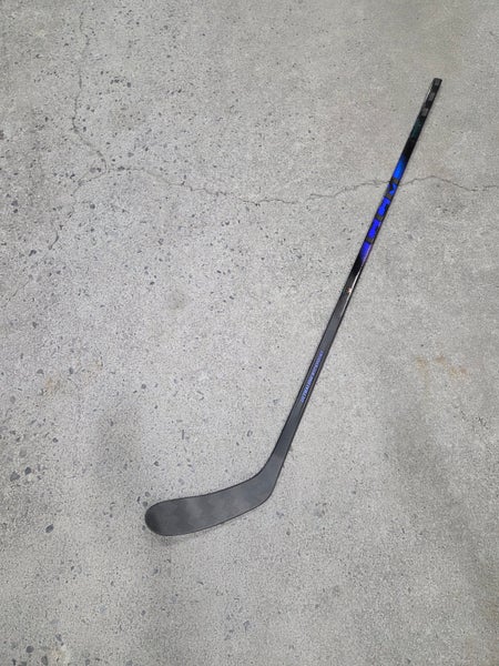 Brand New Intermediate CCM RibCor Trigger 10 Pro Right Handed Hockey Stick P28 55 Flex