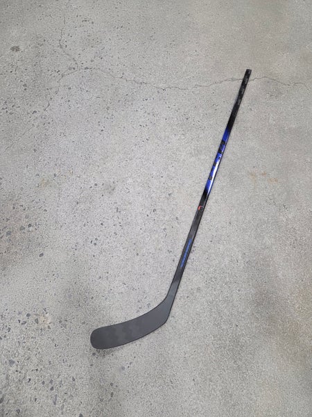 Brand New Junior CCM RibCor Trigger 10 Pro Right Handed Hockey Stick P29+1/4  40 Flex