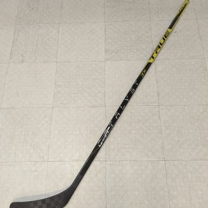 Senior True Catalyst 3X Left Hand Hockey Stick TC2.5, 65 Flex (New)