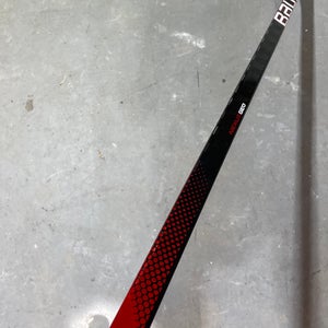 BAUER NEXUS 1NXL dressed as NEXUS GEO Pro Stock Hockey Stick Grip P19 82 Flex Left 62271