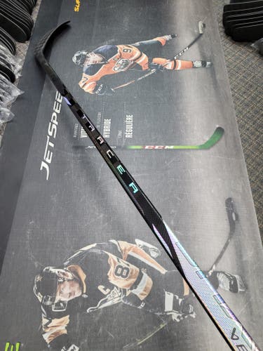 P90TM | 82 Flex NEW! Senior Bauer Vapor Hyperlite 2 Left Hand Hockey Stick P90TM Pro Stock