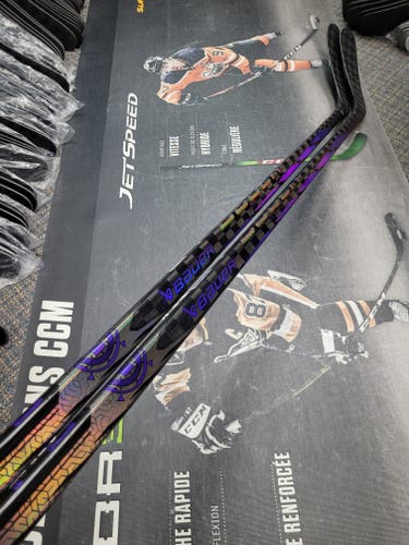 2 PACK | P92 | 82 Flex NEW! Senior Bauer Proto-R Purple Left Hand Hockey Stick Pro Stock