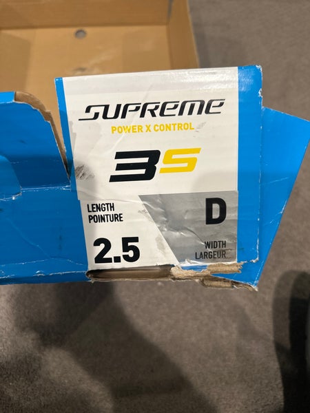 Bauer Supreme 3S Hockey Skates Regular Width Size 2.5 (Used)