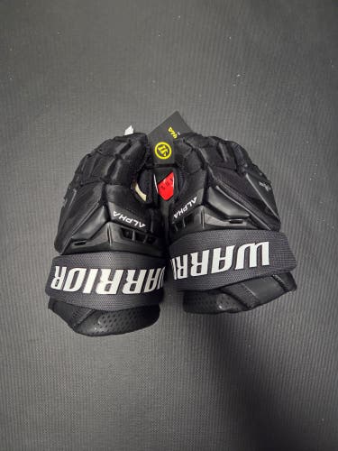 New Junior Warrior Alpha LX3 Pro Gloves 12" (New) black and white
