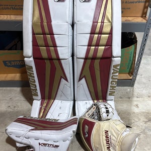 Vaughn V9 Pro Carbon Goalie Full Set Pro Stock | University of Denver Magnus Chrona (Used)