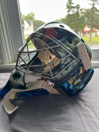 Intermediate 2021 Medium Bauer NME3 Goalie Mask (New)
