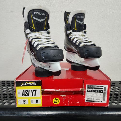 CCM Super Tacks AS1 Youth Hockey Skates- Size 13 (New)