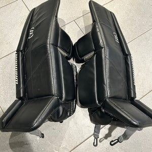 28" Warrior Ritual G5 Goalie Leg Pads (Used)