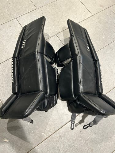 28" Warrior Ritual G5 Goalie Leg Pads (Used)