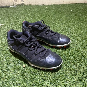 Men's Size M 11.5 (W 12.5) Air Jordan Low Top Molded Cleats (Used)