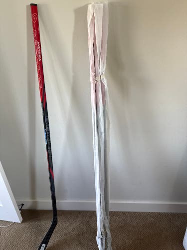 Senior Bauer Nexus Tracer Right Handed Hockey Stick P28 Pro Stock (New)