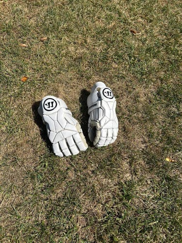 Warrior Burn Lacrosse Gloves Large (Used)