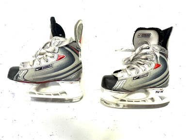 Used Bauer VAPOR 22 Junior Hockey Skate Junior 01 11860-S000296399