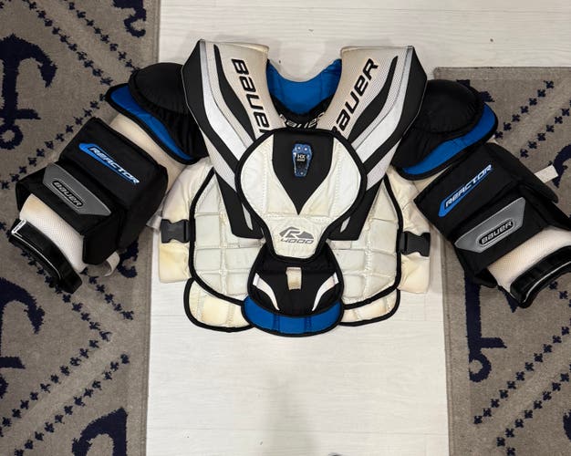 Small Bauer Reactor R4000 Goalie Chest Protector  (Used)