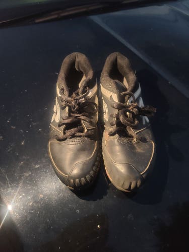 Black Women's Size M 6.5 (W 7.5) Ringor Low Top Turf Cleats (Used)