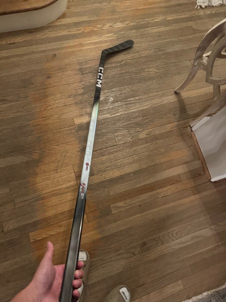 BRAND NEW CCM JETSPEED FT8 PRO RH 70 FLEX P29