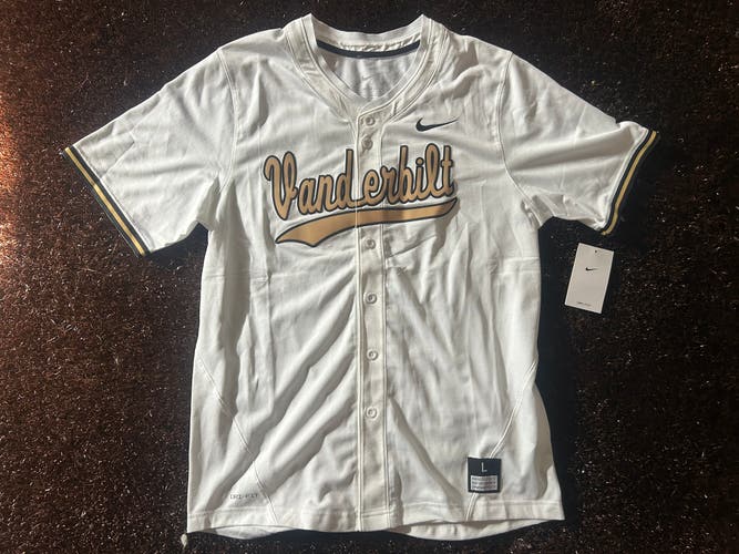 Men’s Nike Vanderbilt Jersey Size Large