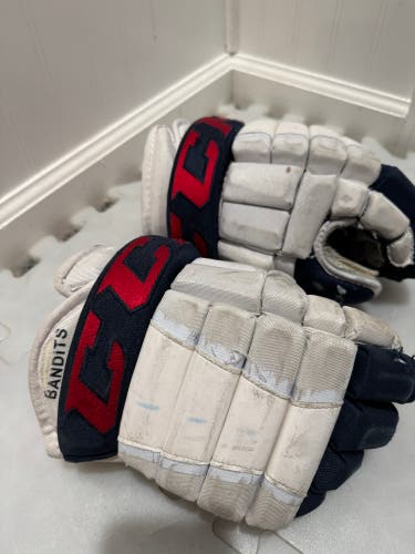 CCM Hockey Gloves 13" (Used)
