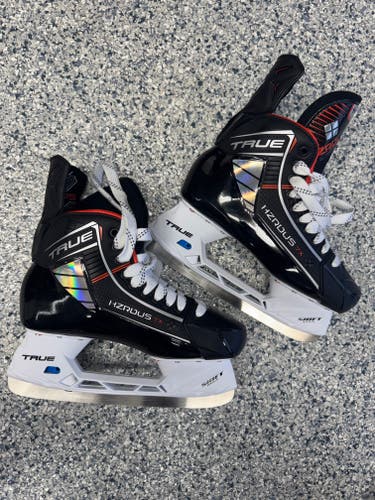 True HZRDUS 7X Hockey Skates 9 (Used)