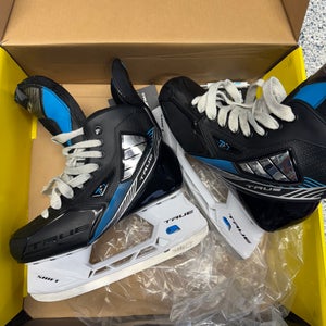 True TF7 Hockey Skates Regular Width 6