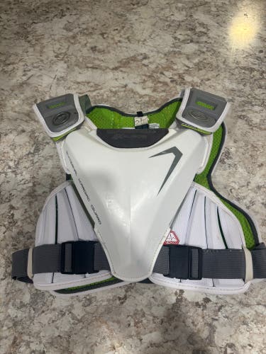 Medium Adult Maverik MAX EKG Shoulder Pads (Used)