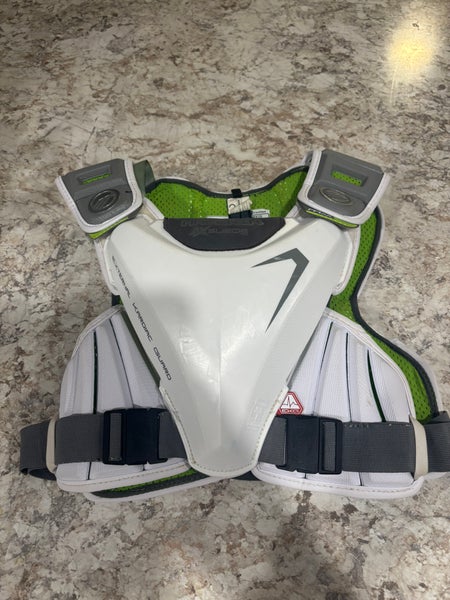 Medium Adult Maverik MAX EKG Shoulder Pads (Used)