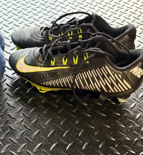 Men's Size M 9.5 (W 10.5) Nike Vapor Edge 360 VC Low Top Molded Cleats (Used)