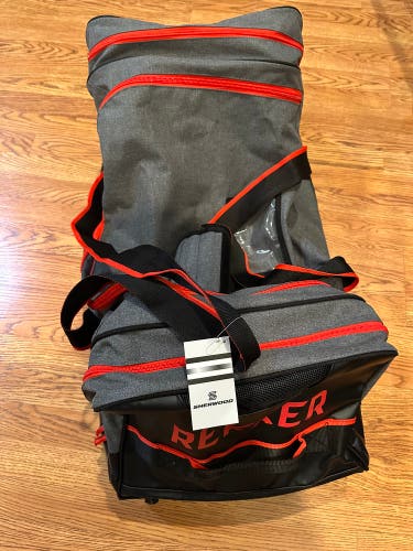 Sherwood Rekker Team Wheeled Hockey Bag 34"