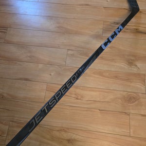 CCM Jetspeed FT7 Pro: Left 85 Flex P90M Curve