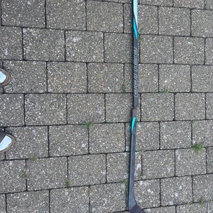 BROKEN Senior Bauer Nexus Tracer Left Hand Hockey Stick P88 (Used)