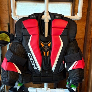 CCM EFLEX 6 Goalie Chest Protector (Used)Intermediate Large