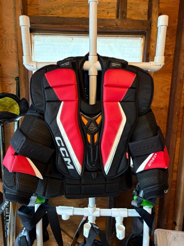 CCM EFLEX 6 Goalie Chest Protector (Used)Intermediate Large