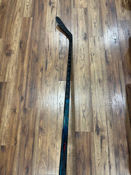 Lightly Used Senior CCM Vizion Left Hand Hockey Stick P28 (Used)