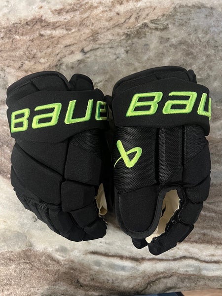 Bauer Vapor Hyperlite Gloves 14" Pro Stock (New)