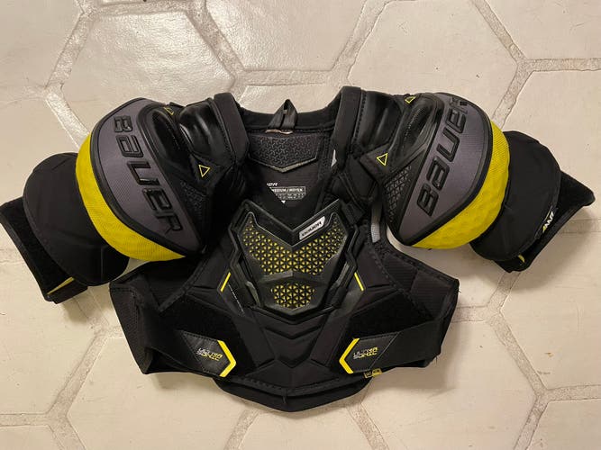 Bauer Supreme Ultrasonic Shoulder Pads (Used)