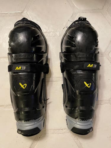 Intermediate Bauer Supreme M3 13" Shin Pads (Used)